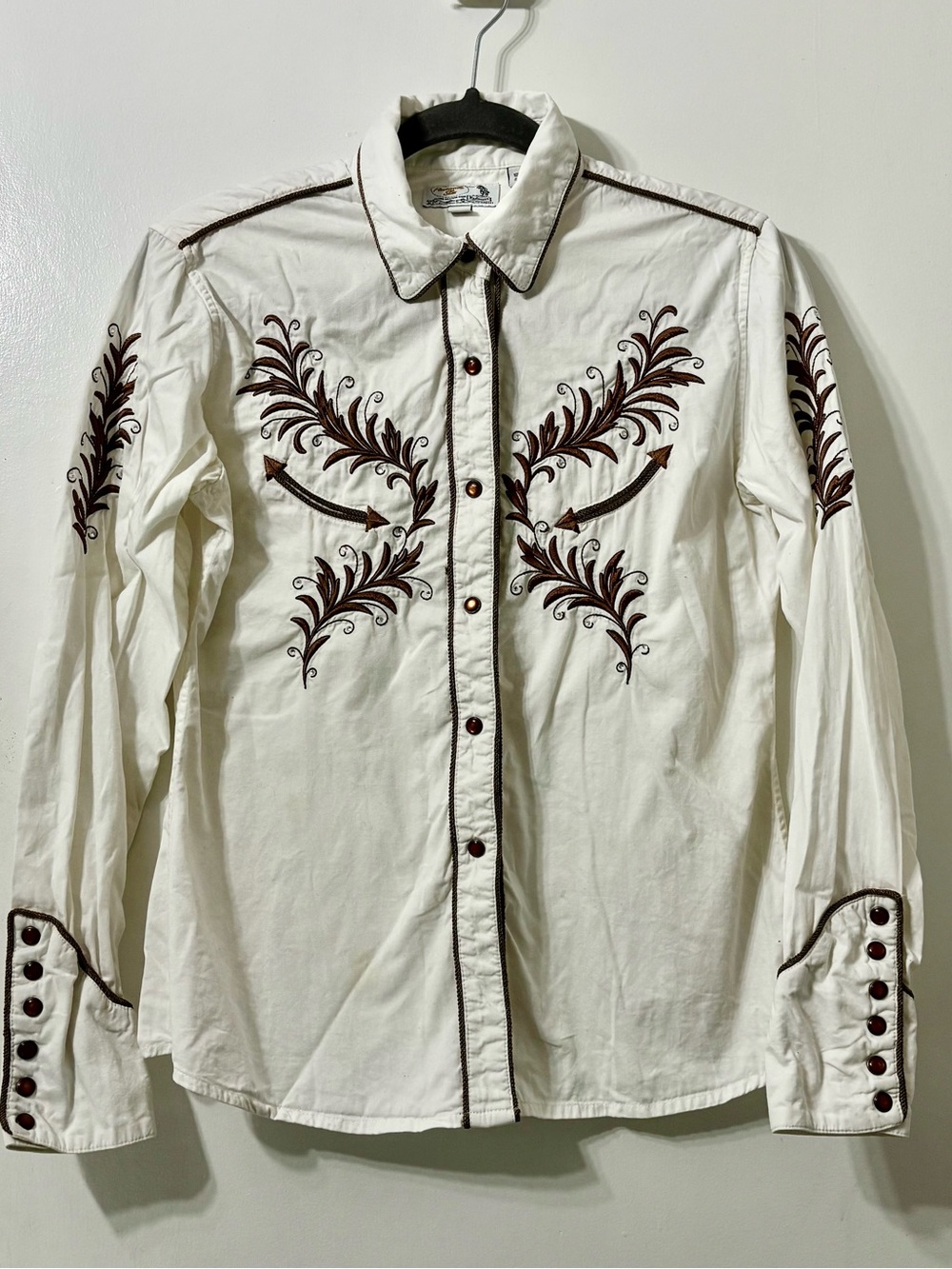 Women’s White Western Embroidered Button-Up Shirt